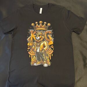 Black Graphic T-Shirt with Lion Design